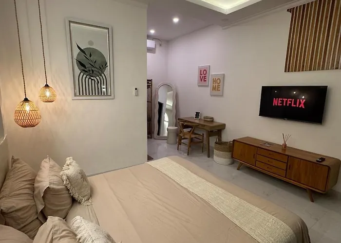 Luna Villa *